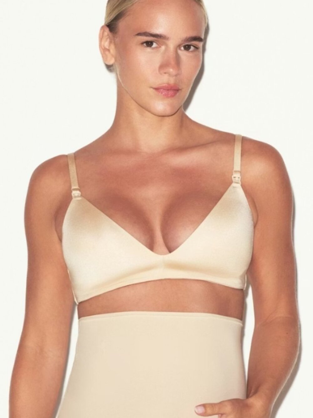 NEW SKIMS Wireless Form Maternity Nursing Bra 32B Sand NWT Pumping